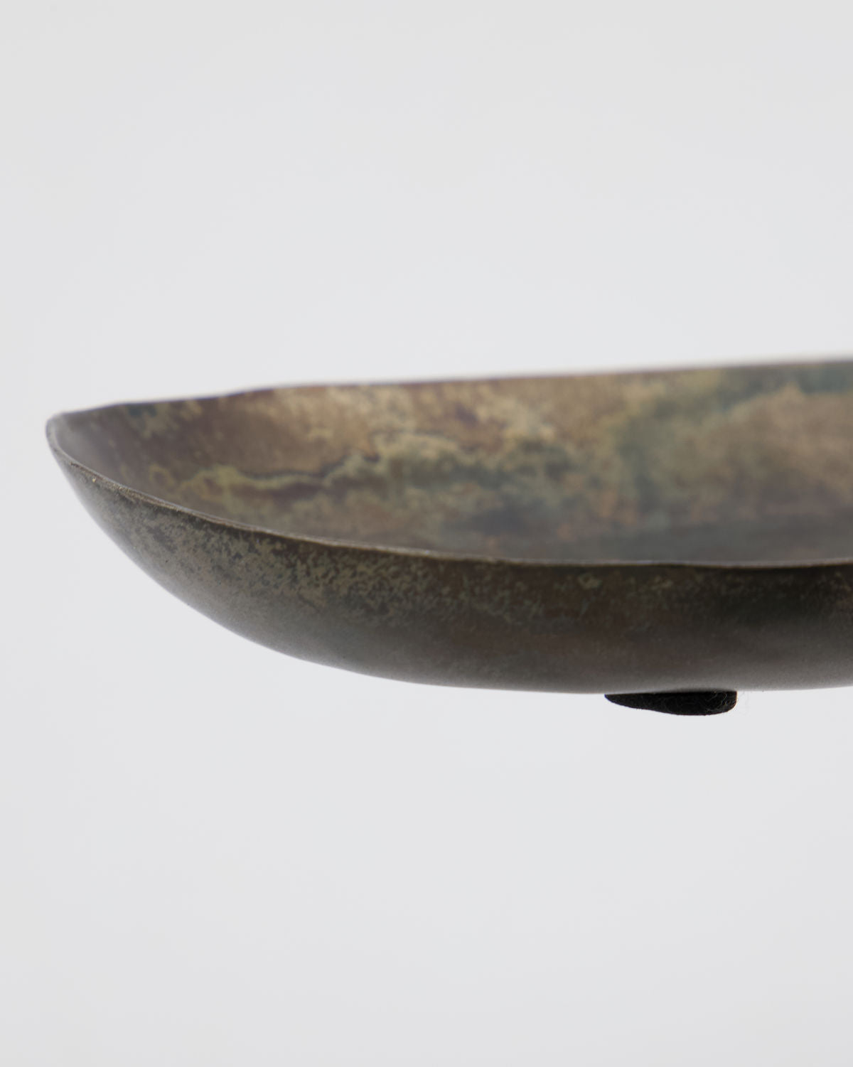 House Doctor Traya Dekorationsbakke - Antik brun lille | House Doctor | Køb online hos Moster D – Hurtig levering