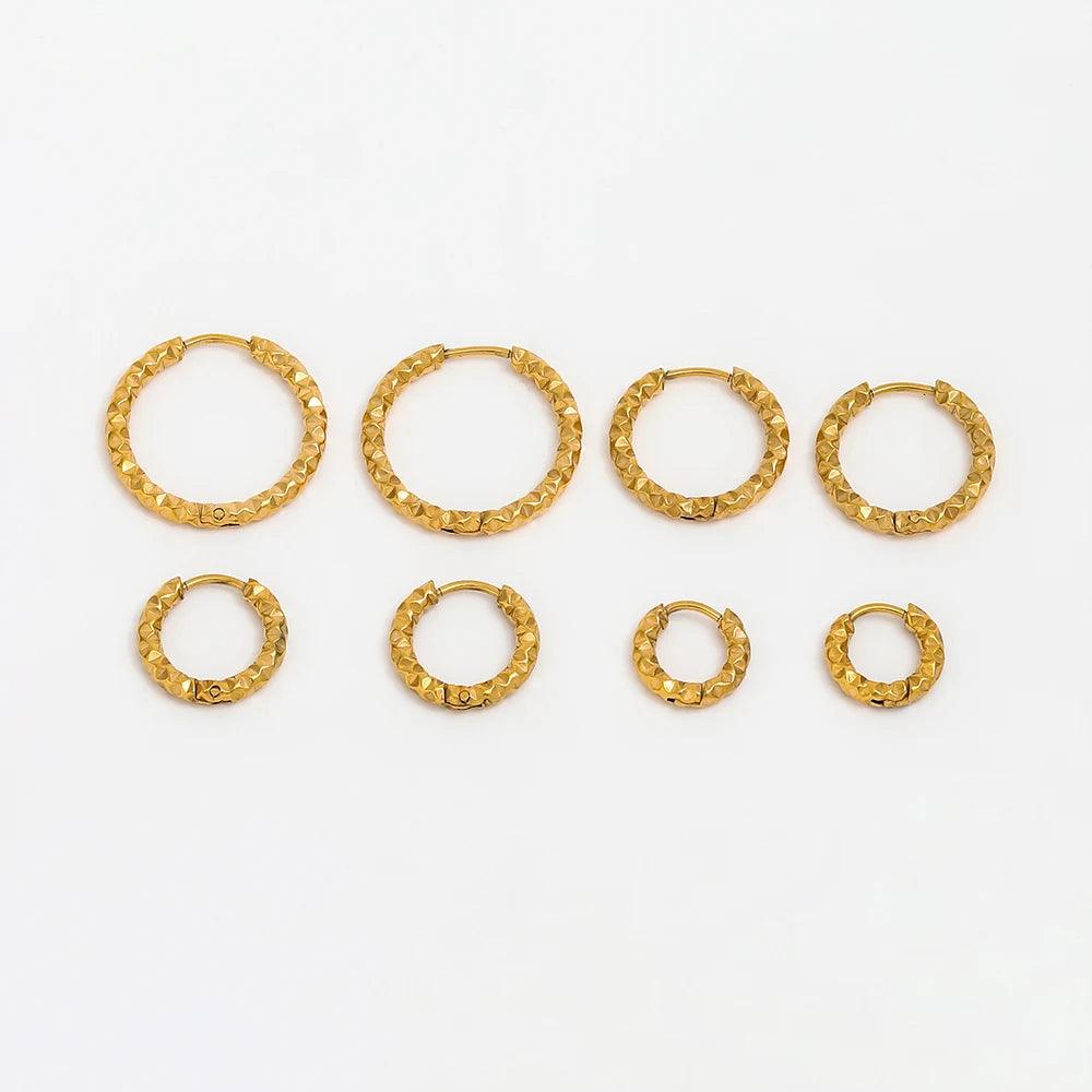 Irregulær Øreringe 18K Guldbelagt | muun studios | Køb online hos Moster D – Hurtig levering