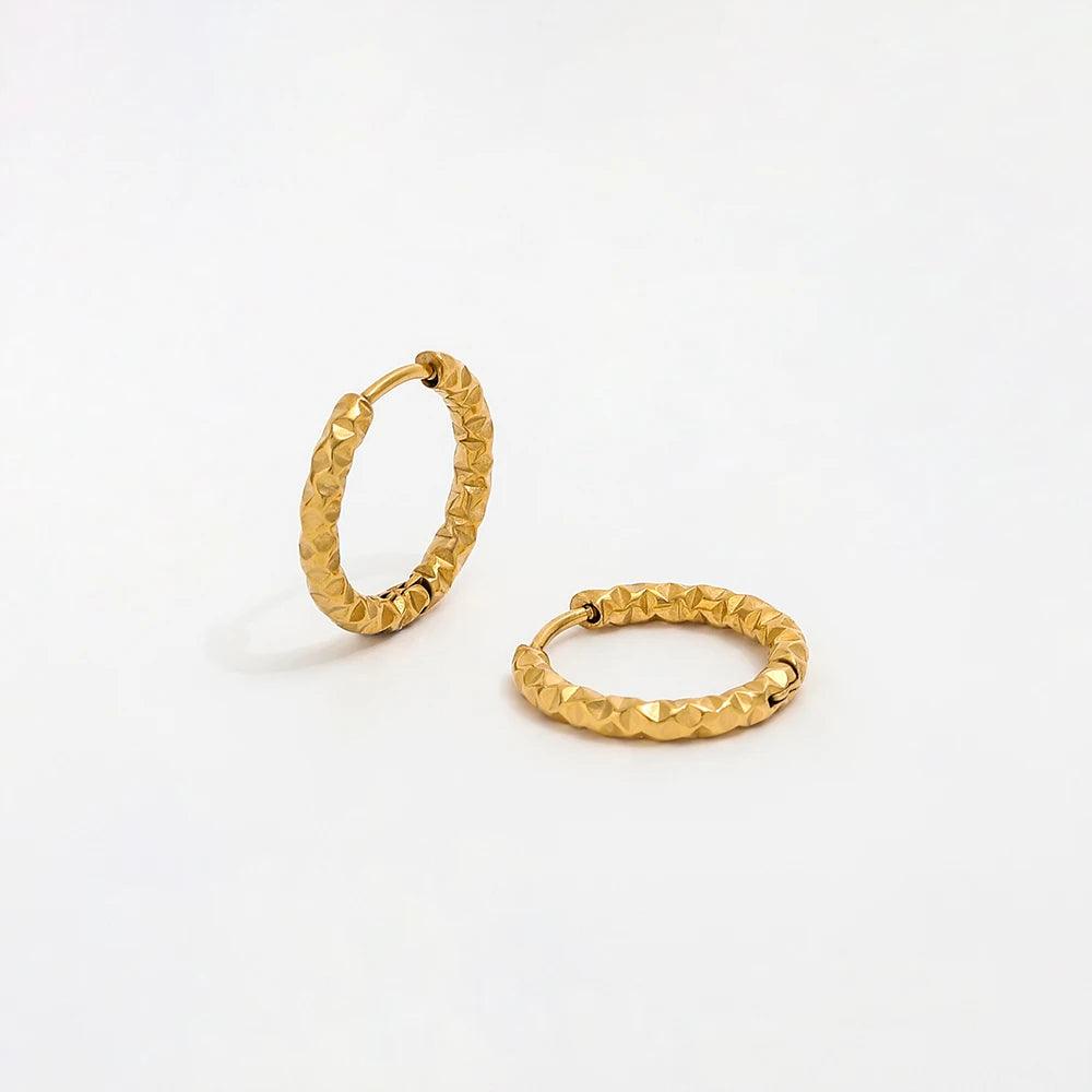 Irregulær Øreringe 18K Guldbelagt | muun studios | Køb online hos Moster D – Hurtig levering