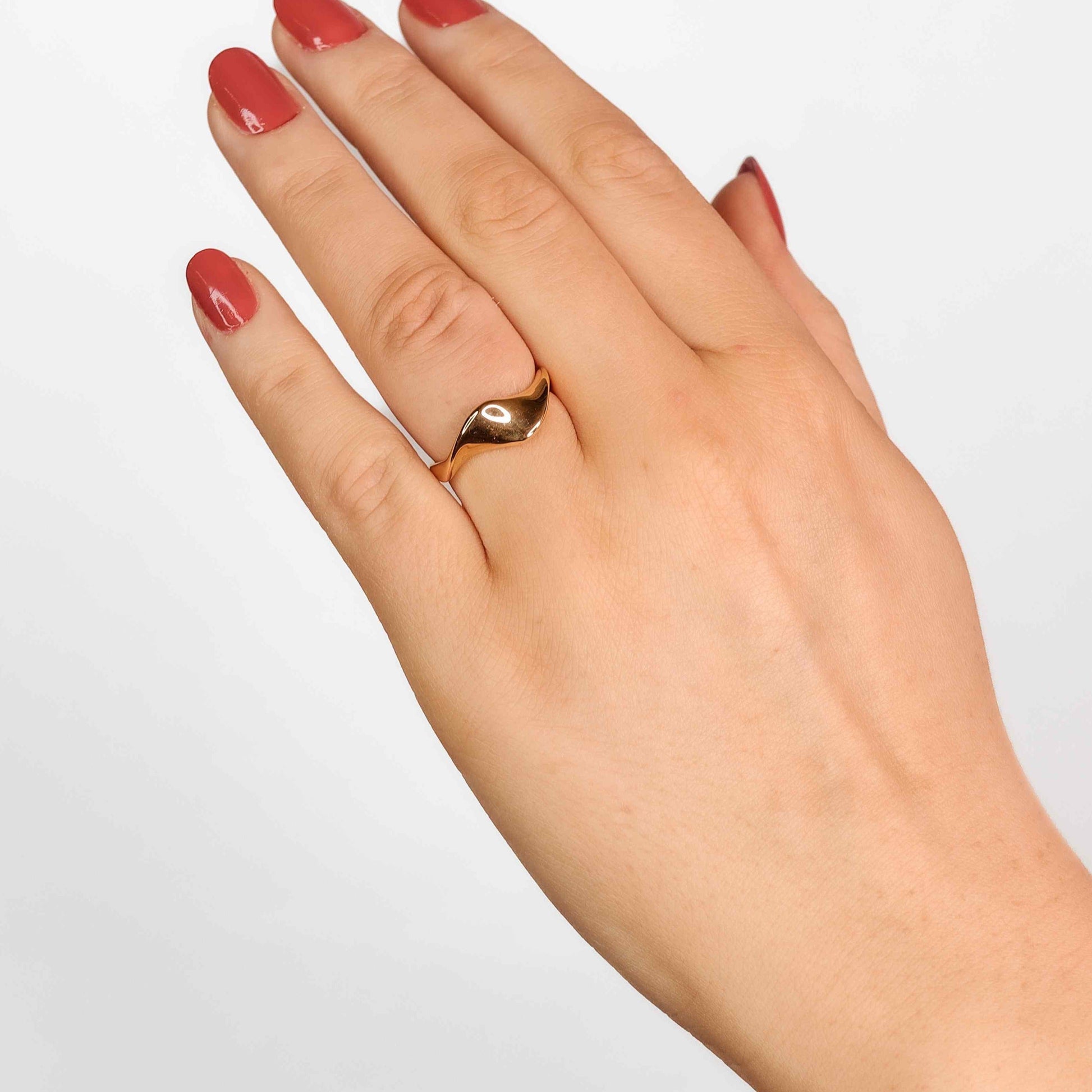 Twisted Ring 18K Guldbelagt | muun studios | Køb online hos Moster D – Hurtig levering