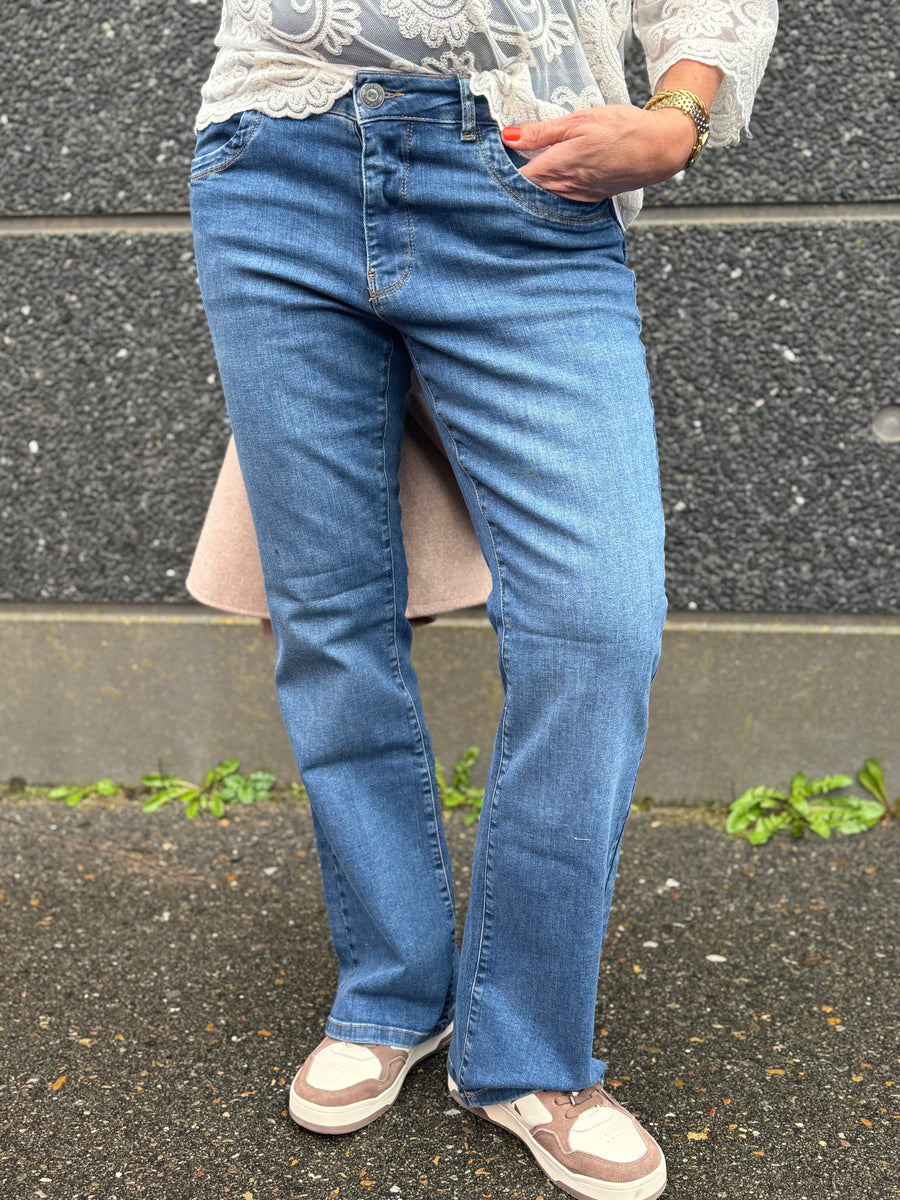 Isay Verona Flare Jeans - Mid Denim Wash