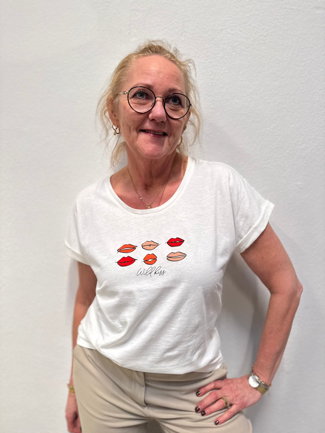 Cream Lumilla T-shirt - Red Lips