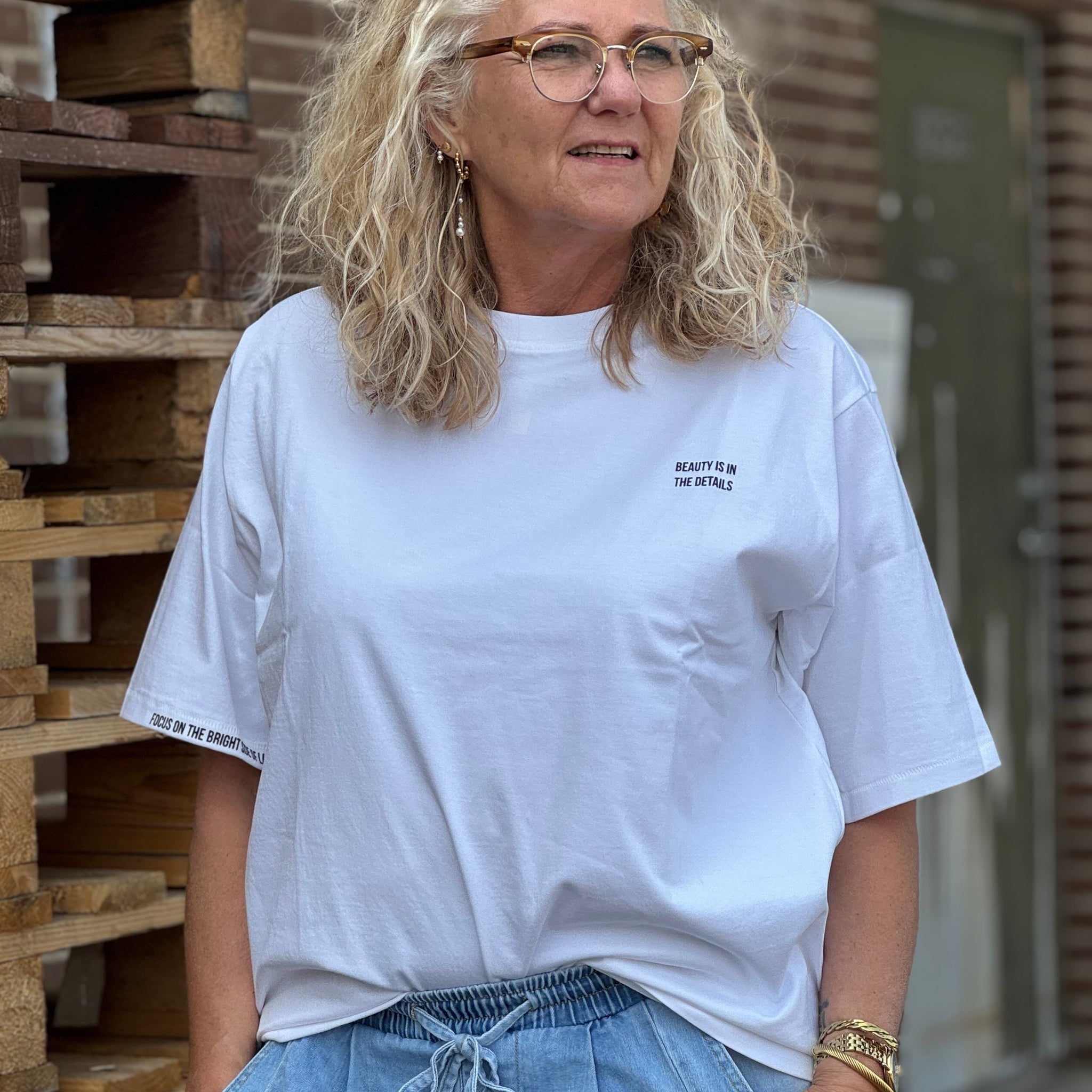 Cream Panira OZ T-shirt