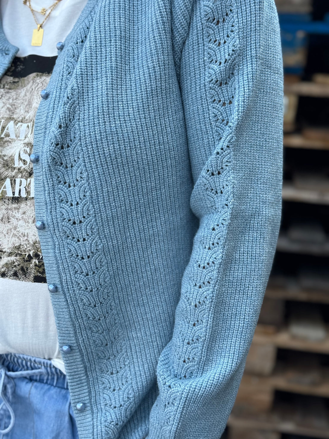 Cream Dela Cardigan - Blue Heaven