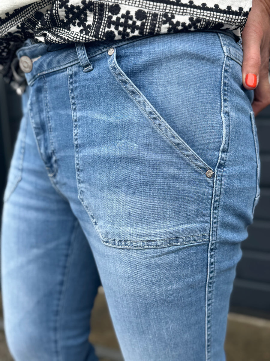 Isay Como Flare Jeans - Como Blue Wash