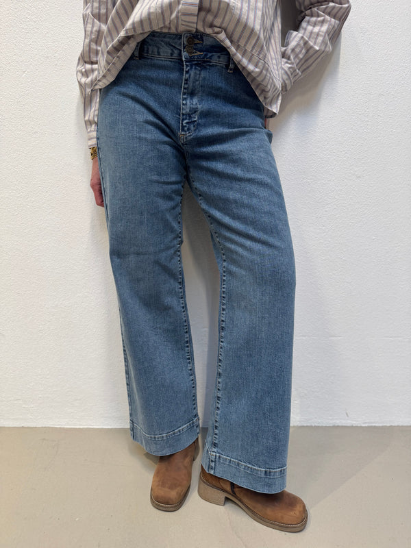 Isay Como Jeans - Basic Denim Wash