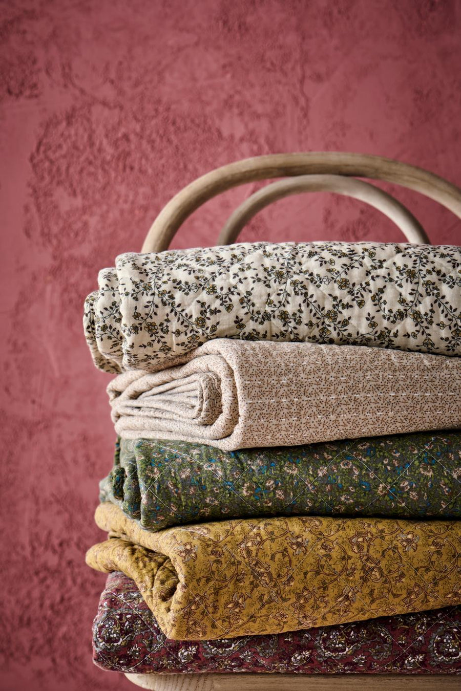 Ib Laursen Quilt - Beige m/små Brune Blomster