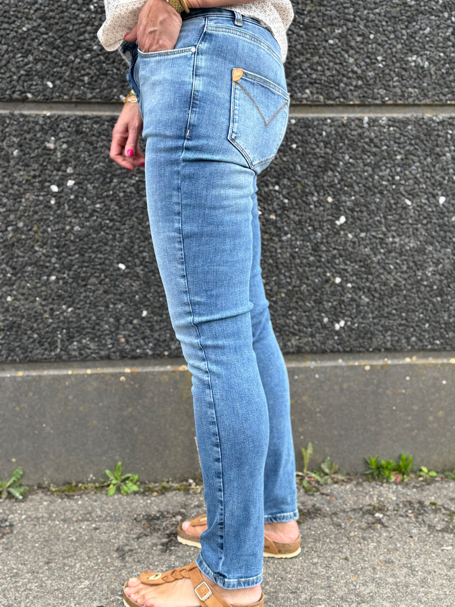 Isay Lecco Basic Jeans