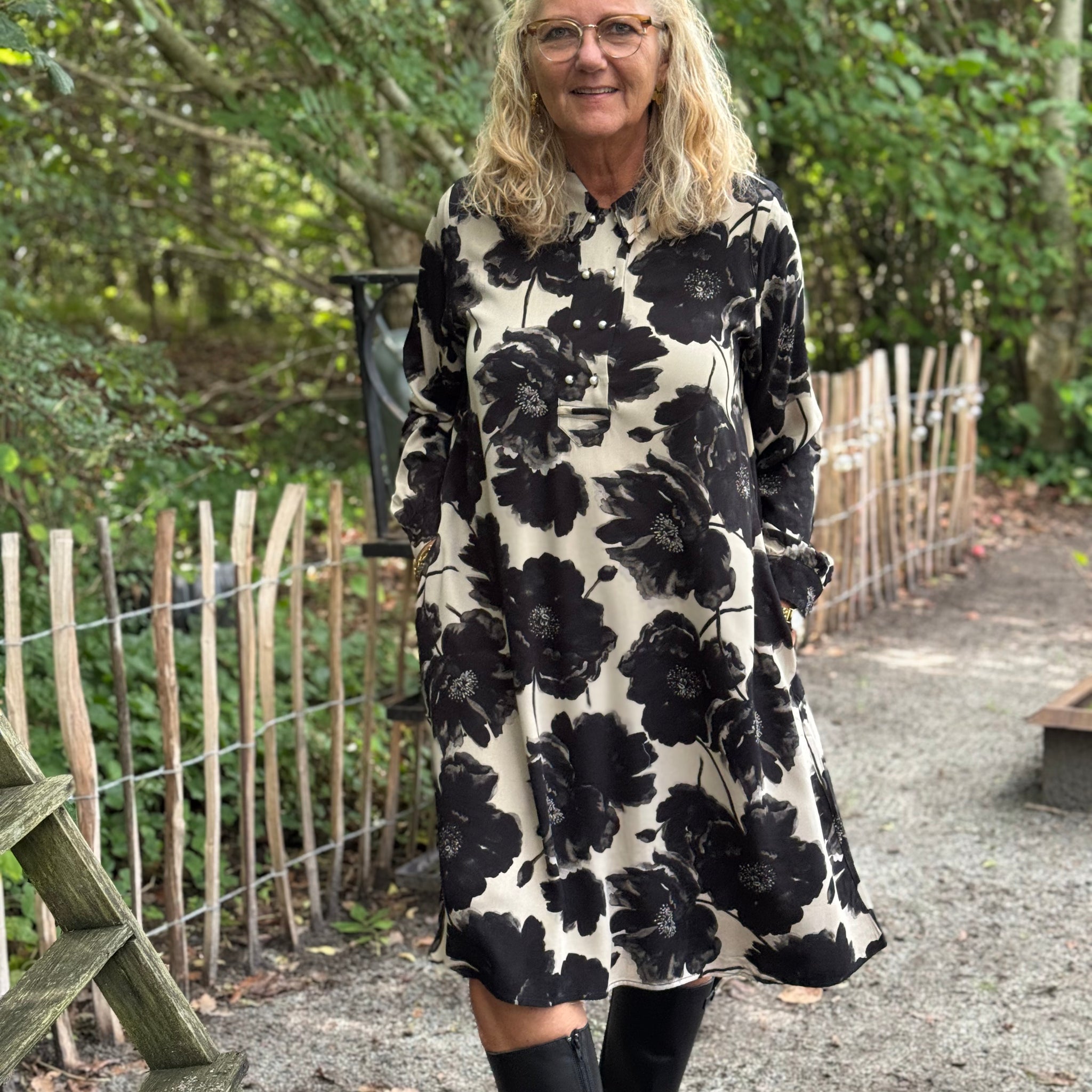 Culture Rachel Elitha Short Dress - Black/Offwhite Flower