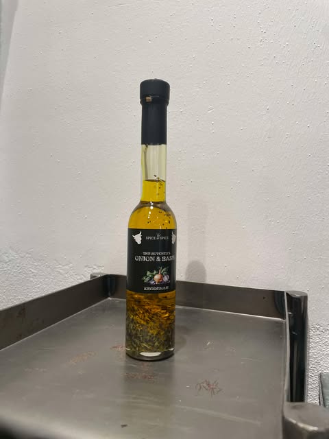 Spice By Spice Onion & Basil olie | Spice by spice | Køb online hos Moster D – Hurtig levering
