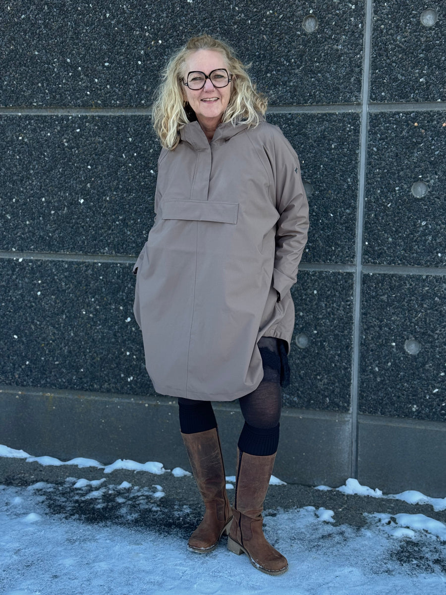Notyz Function Poncho - Walnut