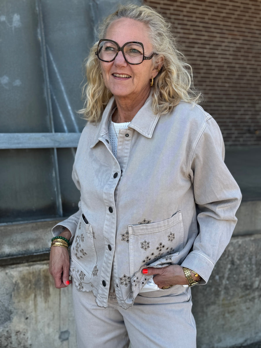 Kaffe Mimi Broderi Anglaise Jacket - Feather Grey