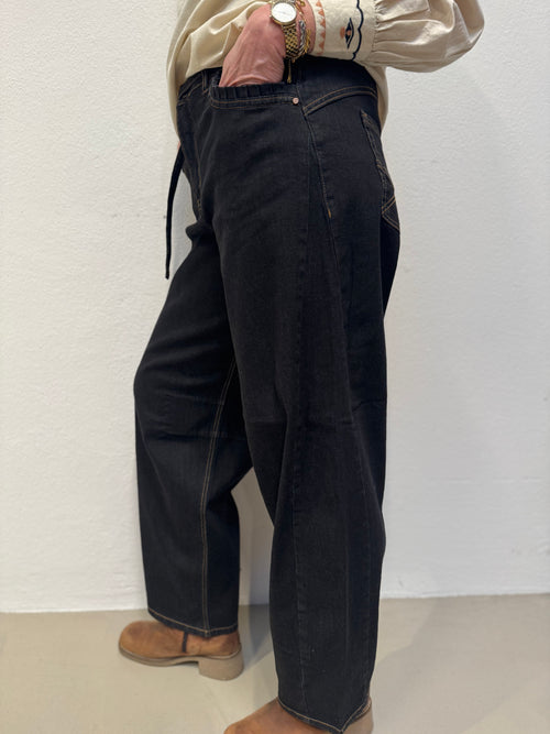 Cream Caysa Ankl Barrel Jeans - Black Washed Denim