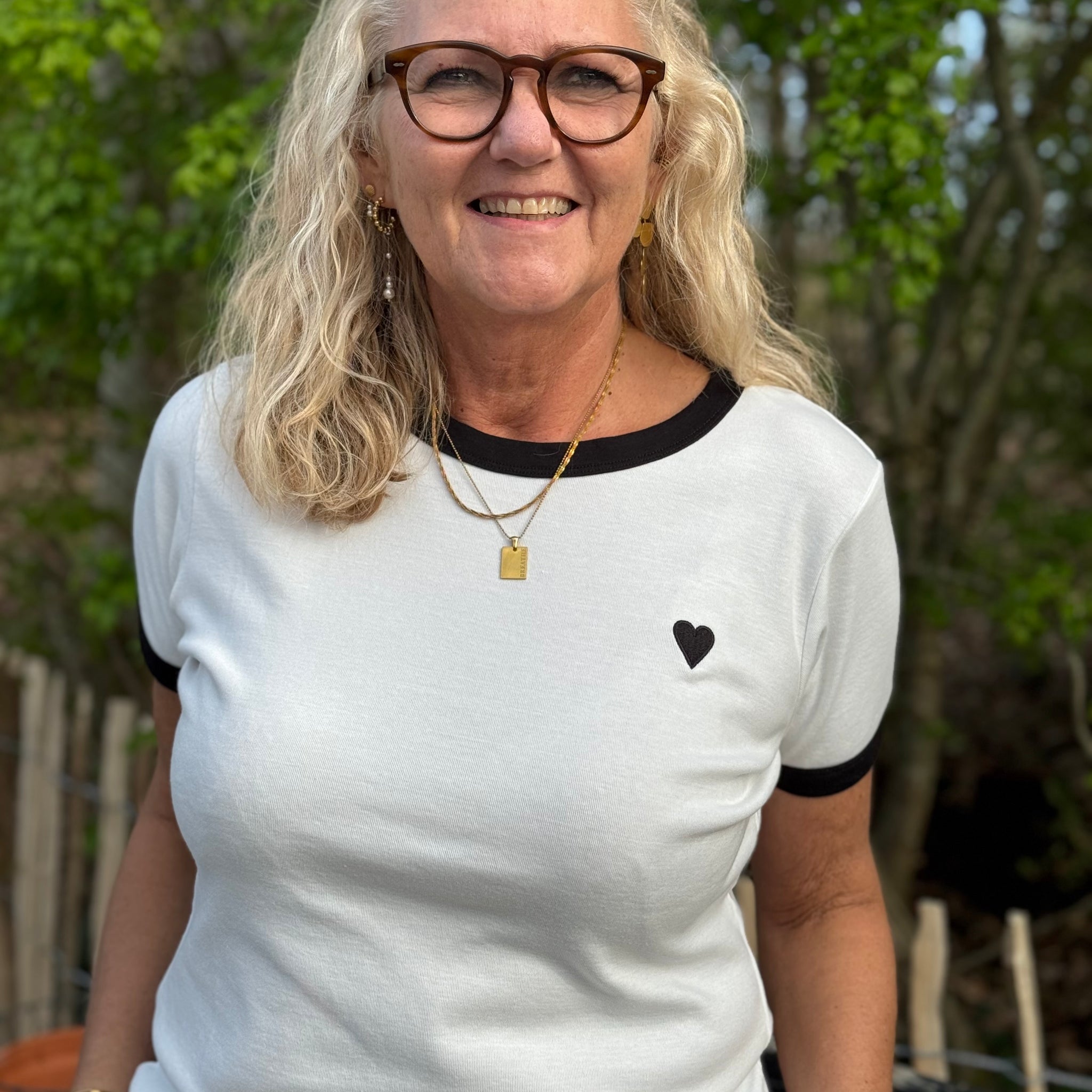 Kaffe Lilian T-shirt - Black Heart