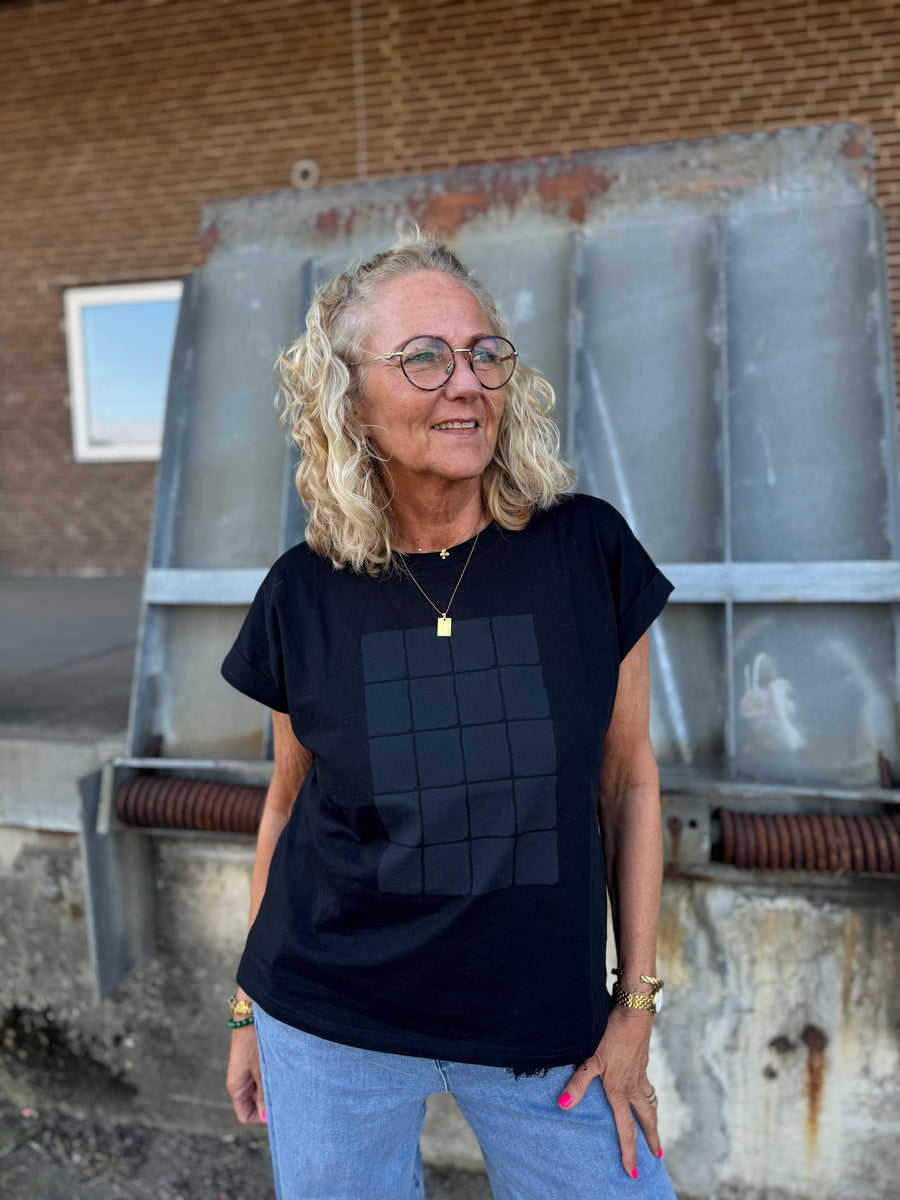 Nü Denmark Cheyenne Tee - Black