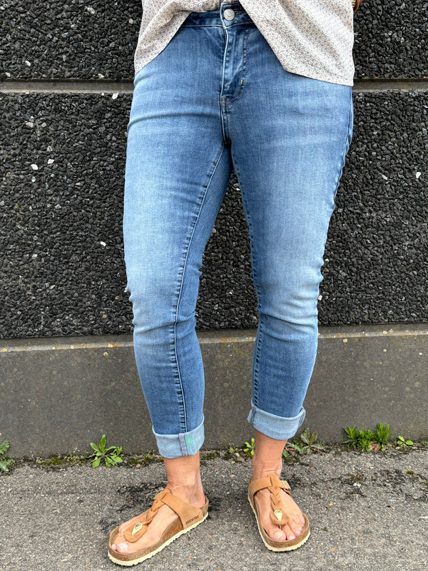 Isay Lecco Basic Jeans