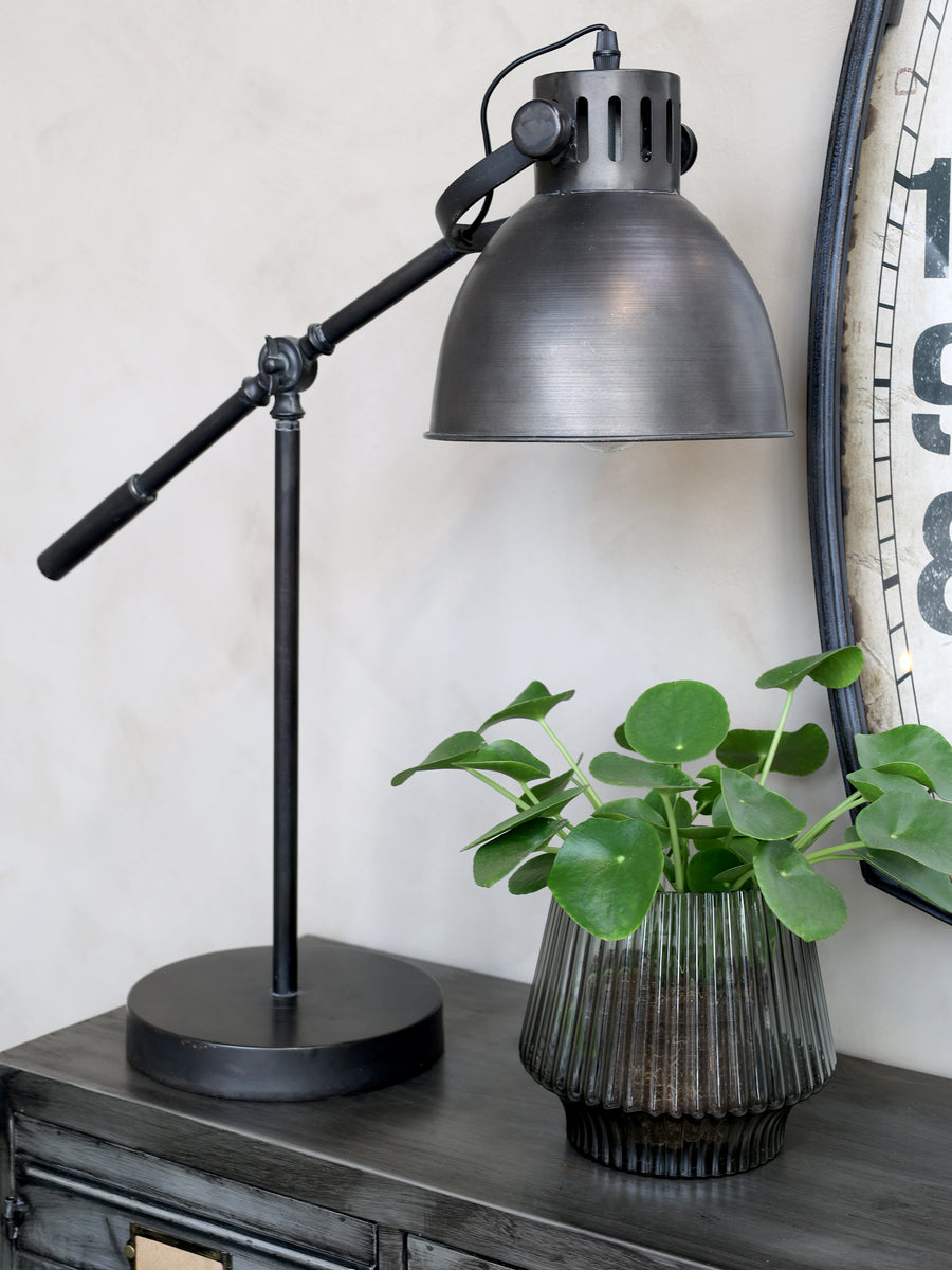 Chic Antique - Factory Bordlampe | Chic Antique | Køb online hos Moster D – Hurtig levering