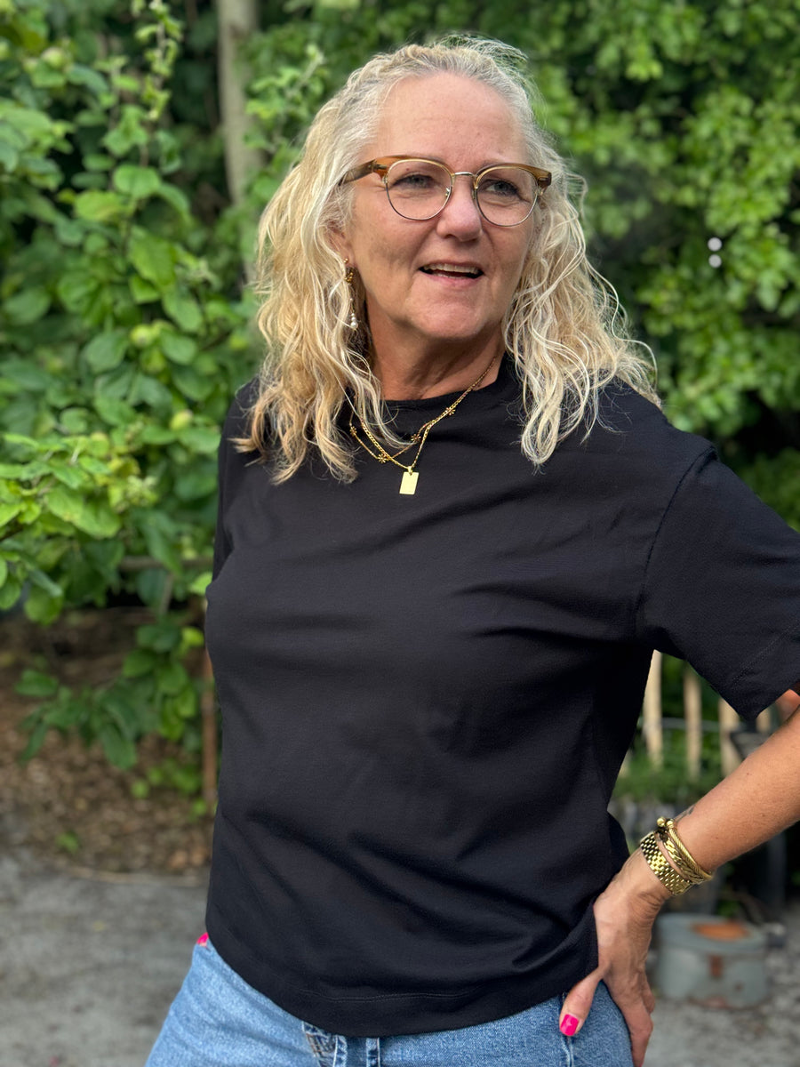 Kaffe Tomina T-shirt - Black