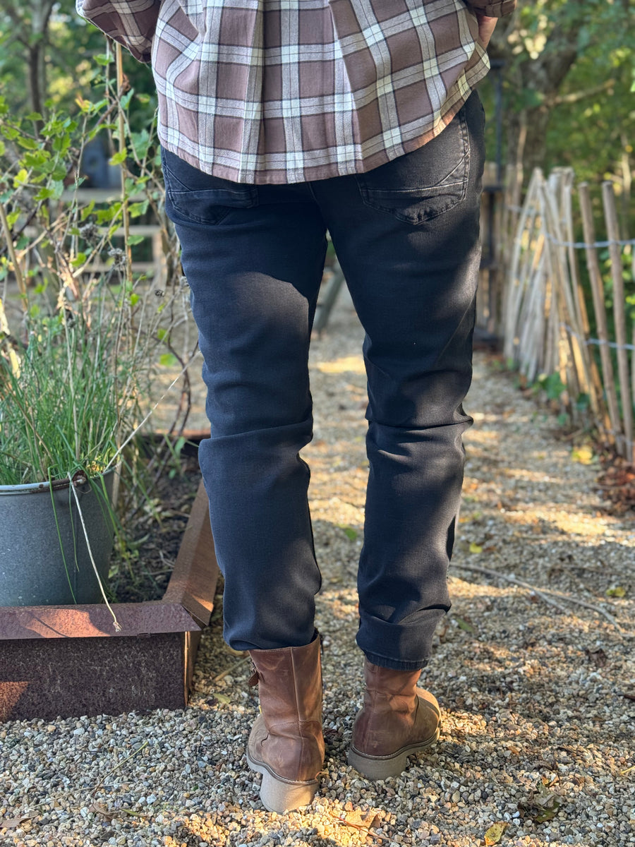 Isay Monza Straight Jeans - Black Denim Wash