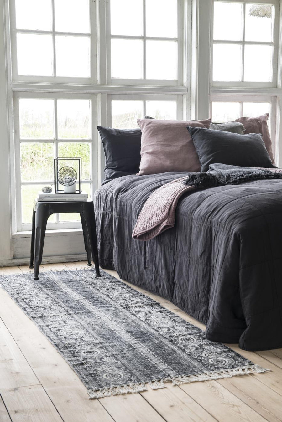 Ib Laursen - Quilt sengetæppe dobbelt antracit 240x240 cm | Ib Laursen | Køb online hos Moster D – Hurtig levering