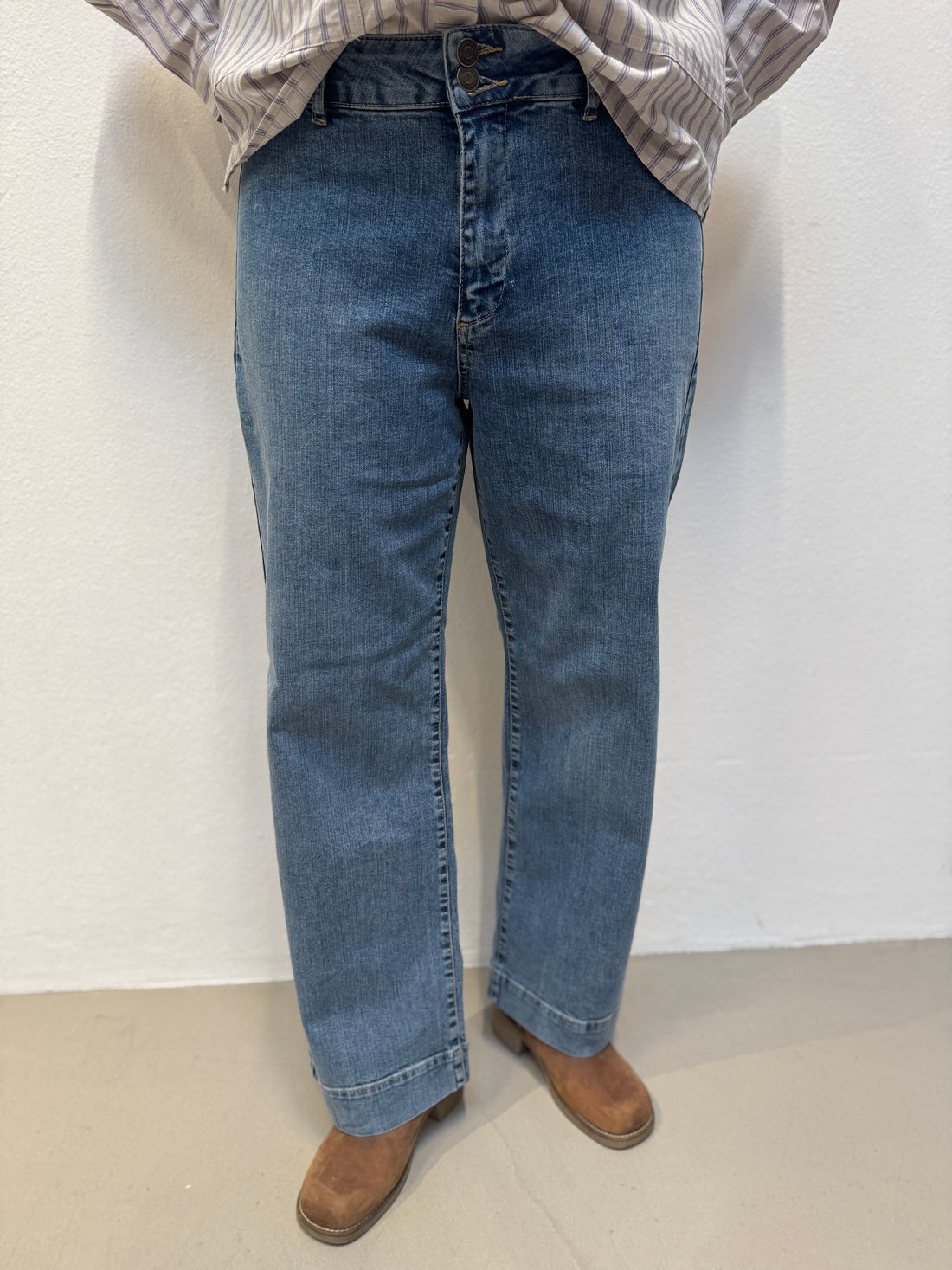 Isay Como Jeans - Basic Denim Wash