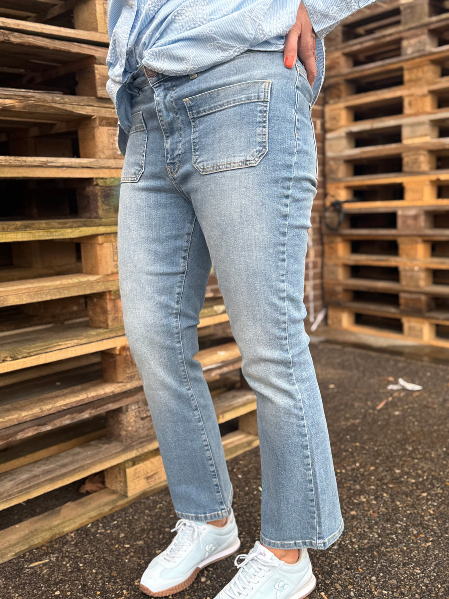 Isay Bologna Kickflare Jeans - Mid Denim