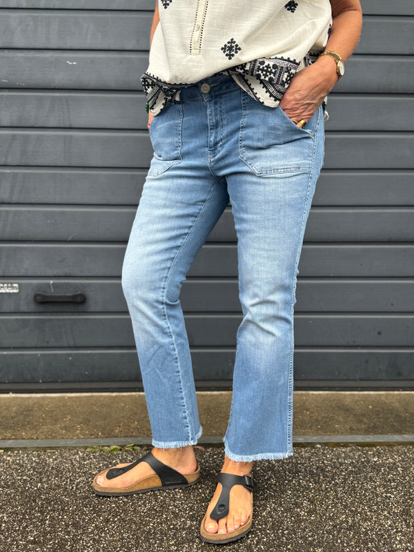 Isay Como Flare Jeans - Como Blue Wash