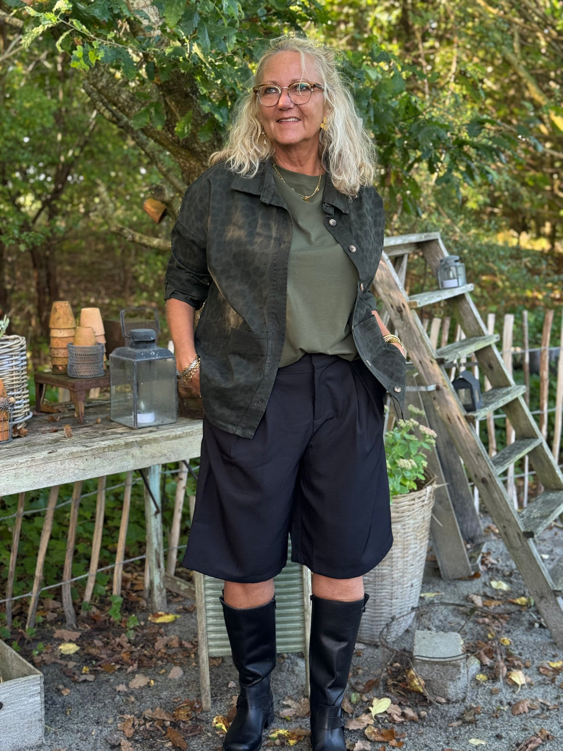 Culture Benedichte Shorts - Black