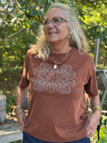 Cream Leona Emb T-shirt - Sorrel Horse