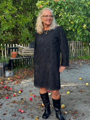 Cream Hilda Dress - Pitch Black