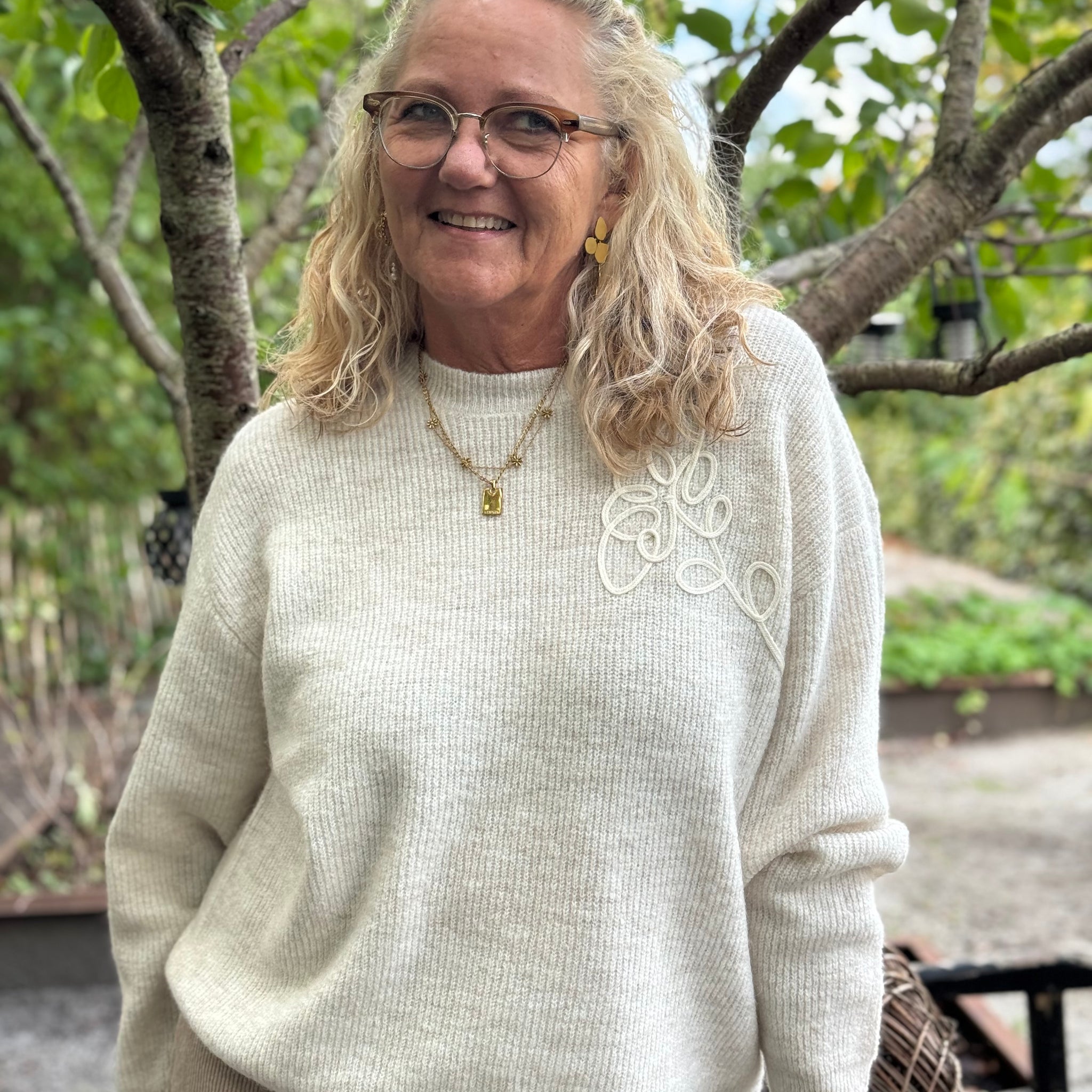 Isay Kamo Knit Pullover - Broken White