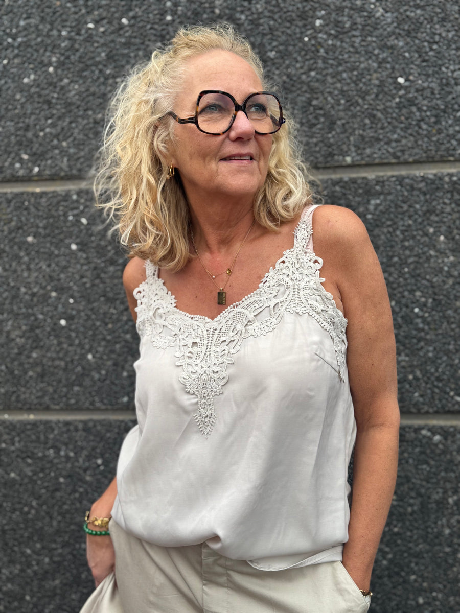 Cream Anna Top - Perfectly Pale