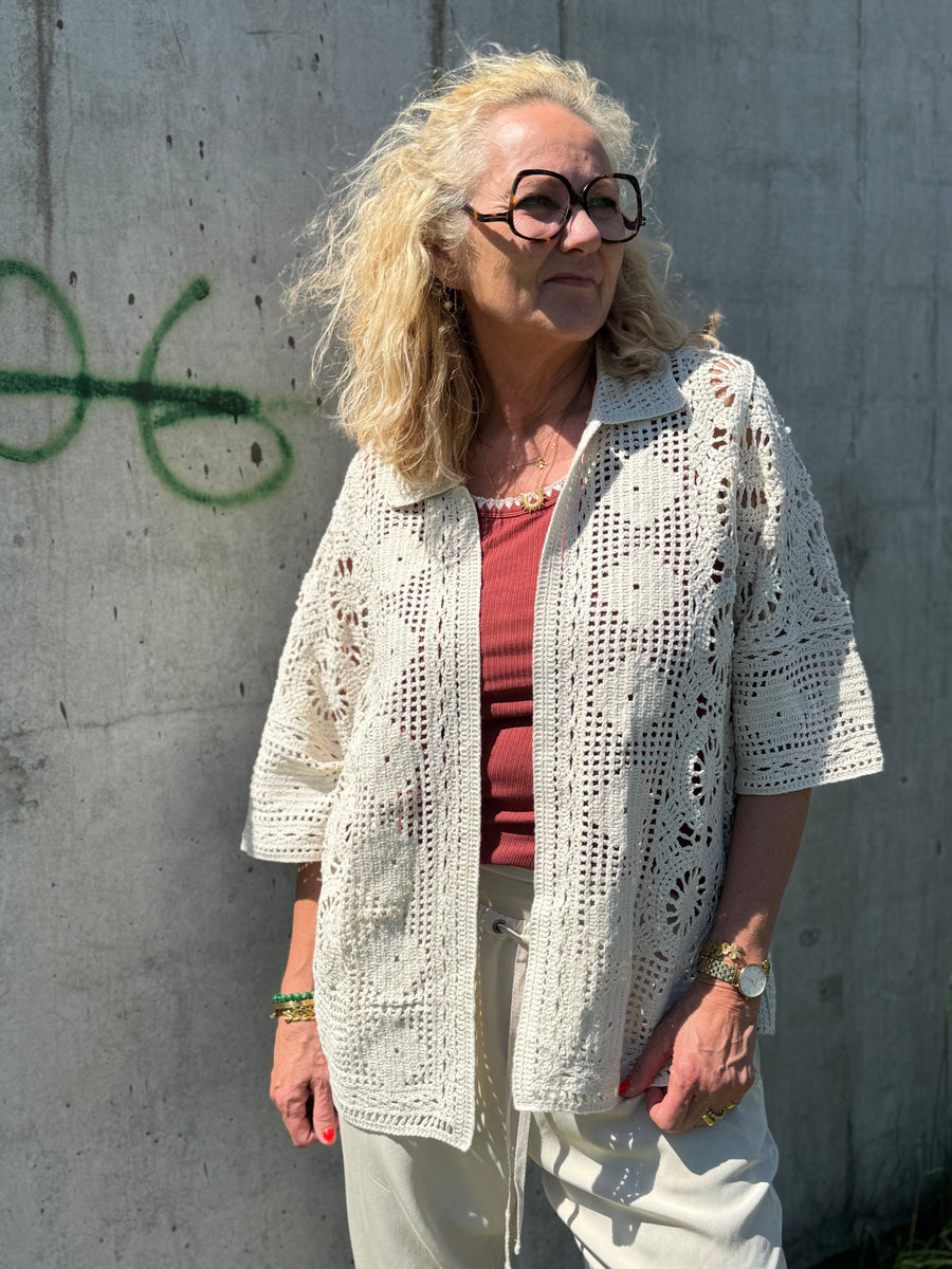Cream Jauie Knit Shirt - Perfectly Pale