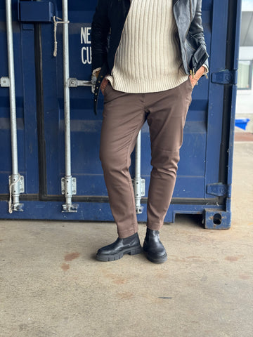 Isay Chino Pant - Mole
