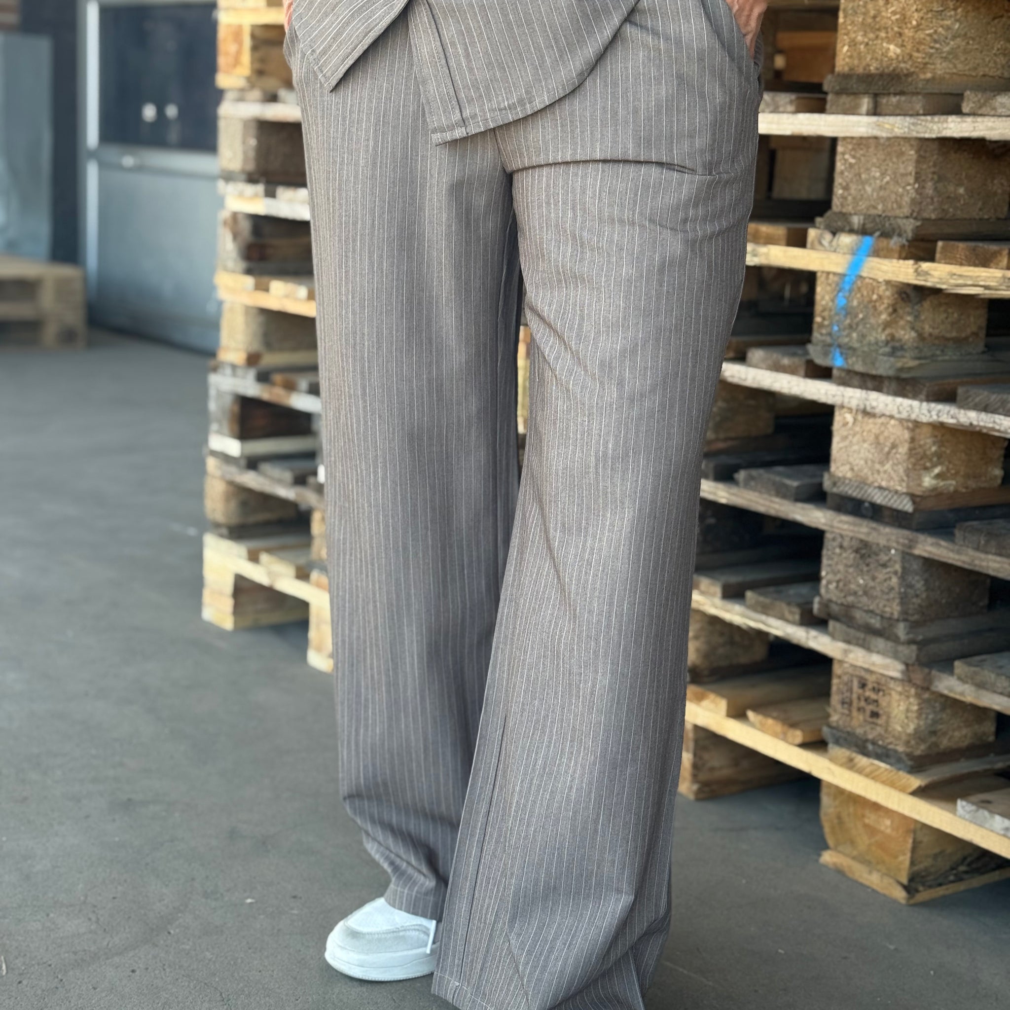Isay Jessi Basic Pant - Taupe Pinstripe
