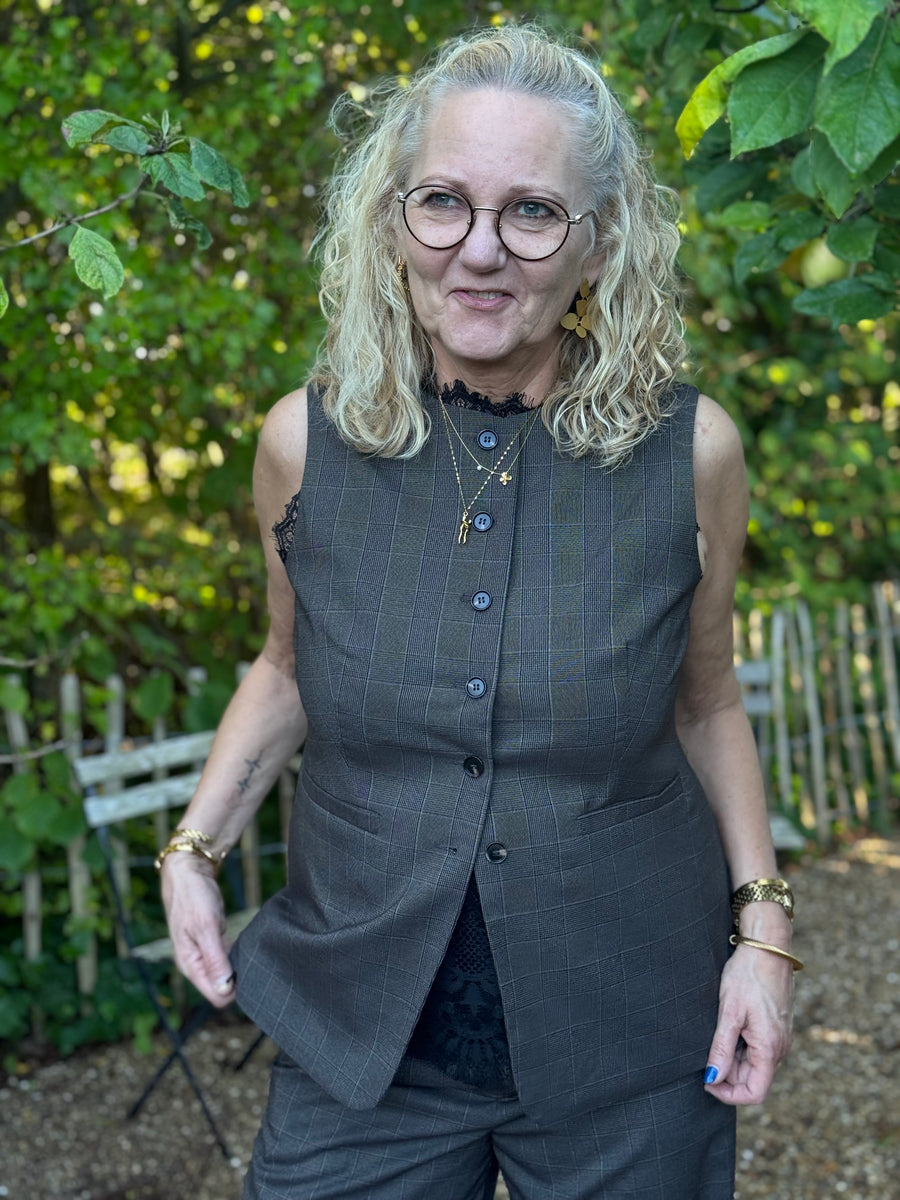 Kaffe Lenora Waistcoat - Dark Grey Check