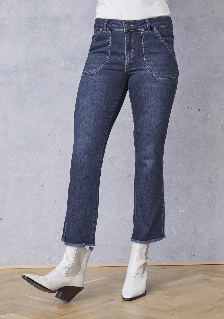 Isay Como Flare Jeans - Dark Denim | Isay | Køb online hos Moster D – Hurtig levering