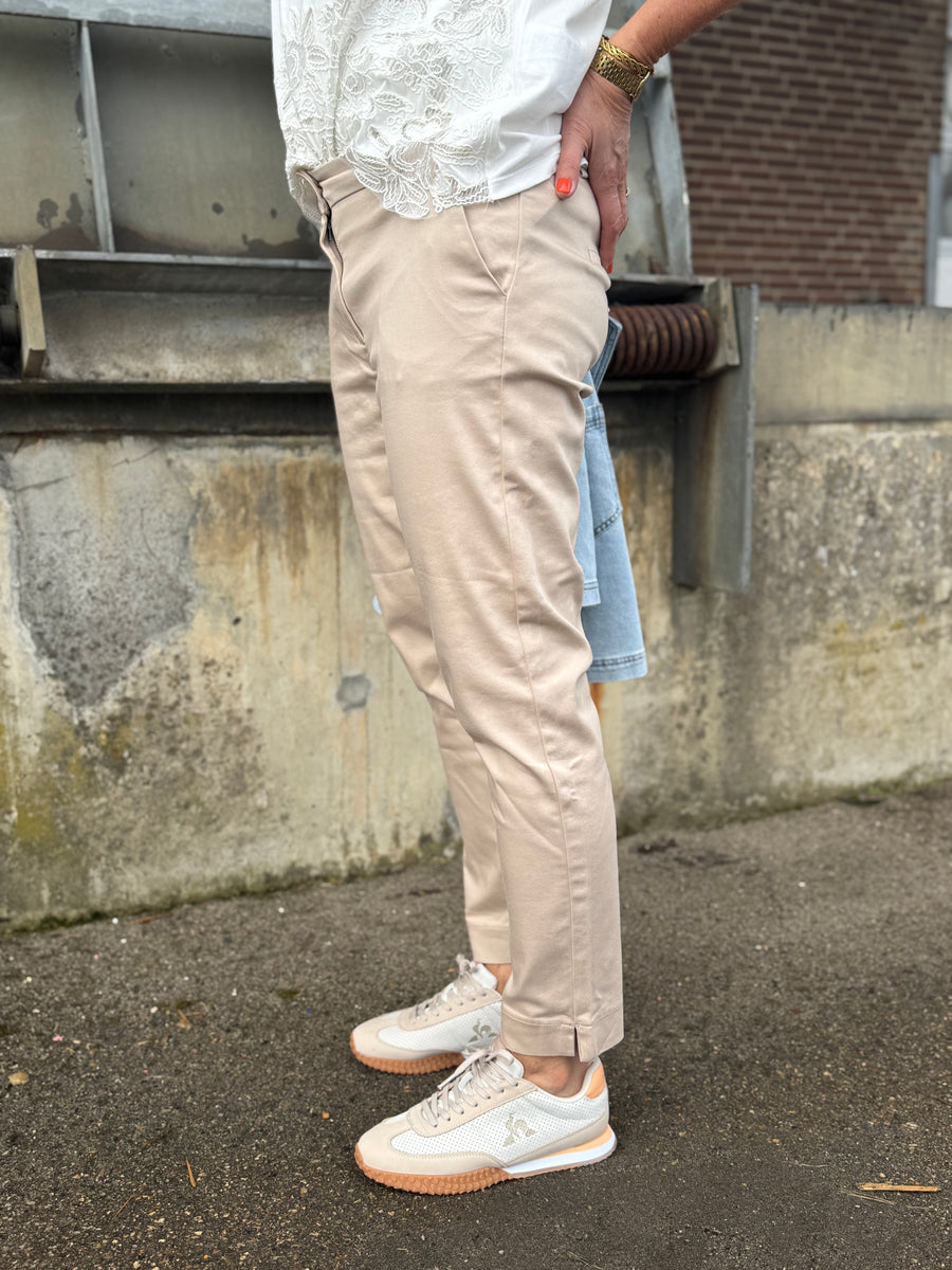 Isay Chino Pant - Sand