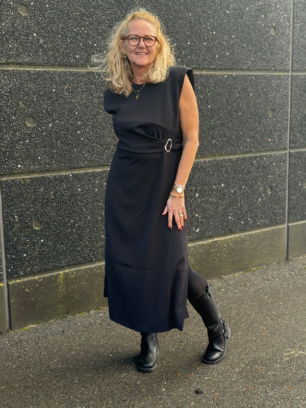 Culture Slinky Aram Dress - Black