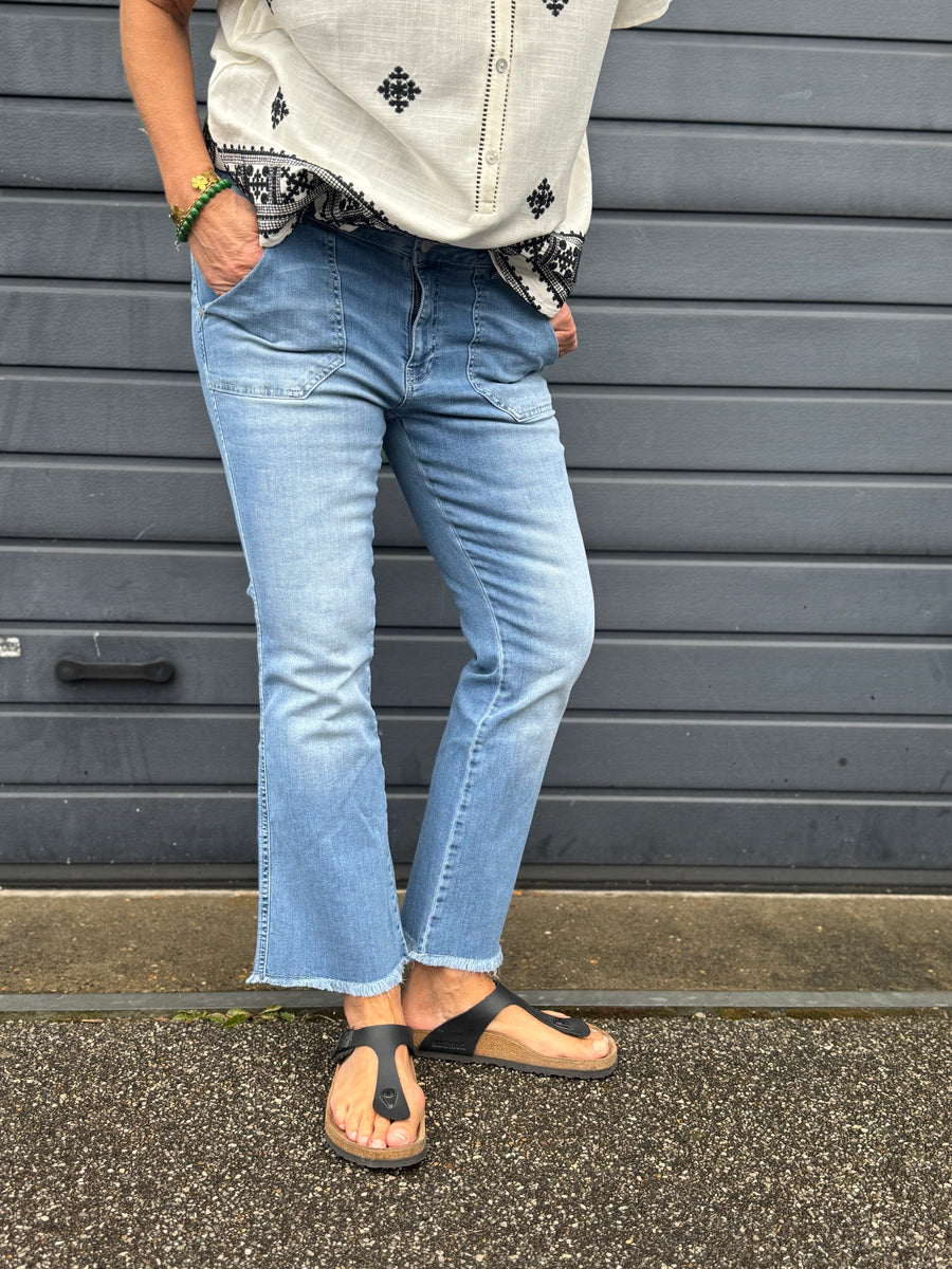 Isay Como Flare Jeans - Como Blue Wash