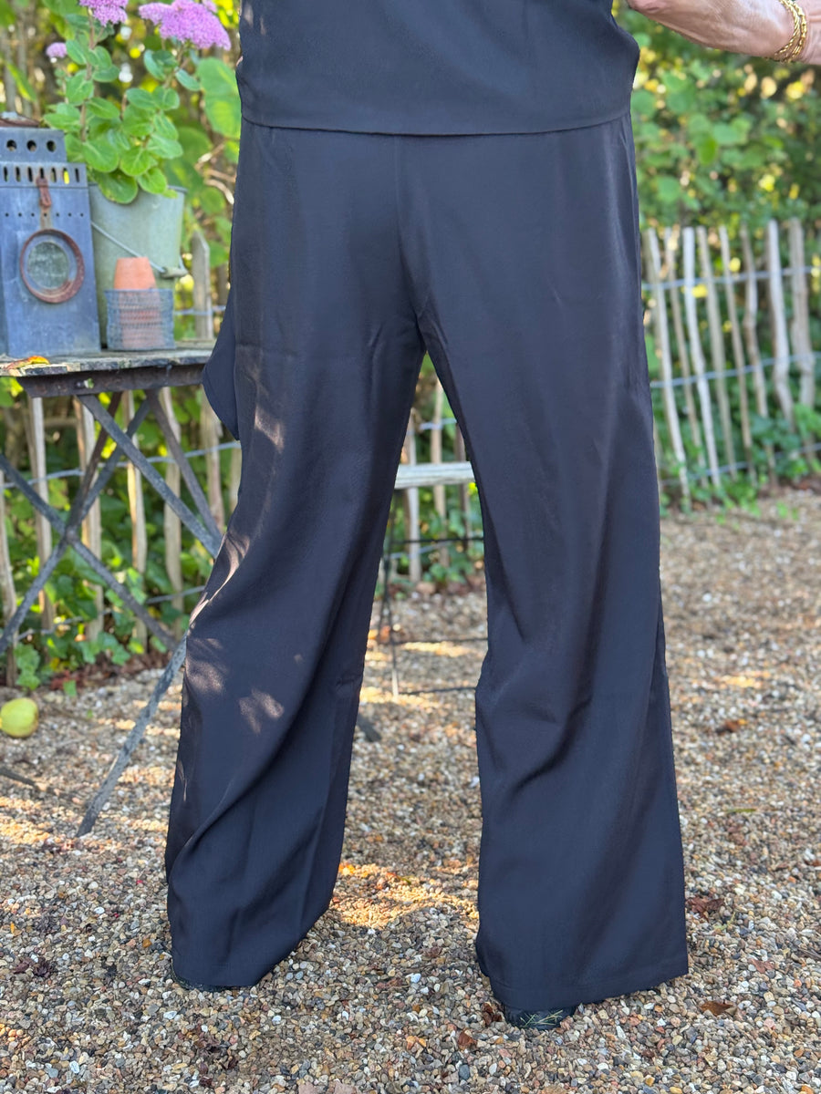 Isay Ova Wide Pant - Black