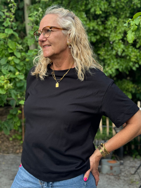 Kaffe Tomina T-shirt - Black