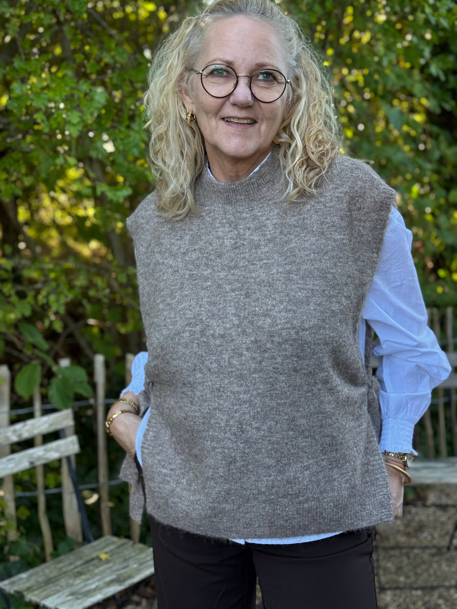 Kaffe Martine Knit Vest - Desert Taupe Melange