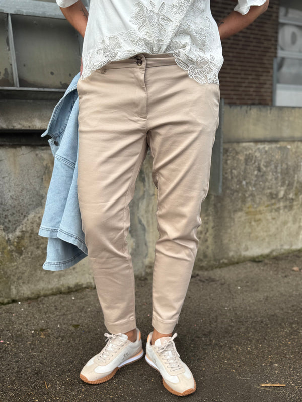 Isay Chino Pant - Sand