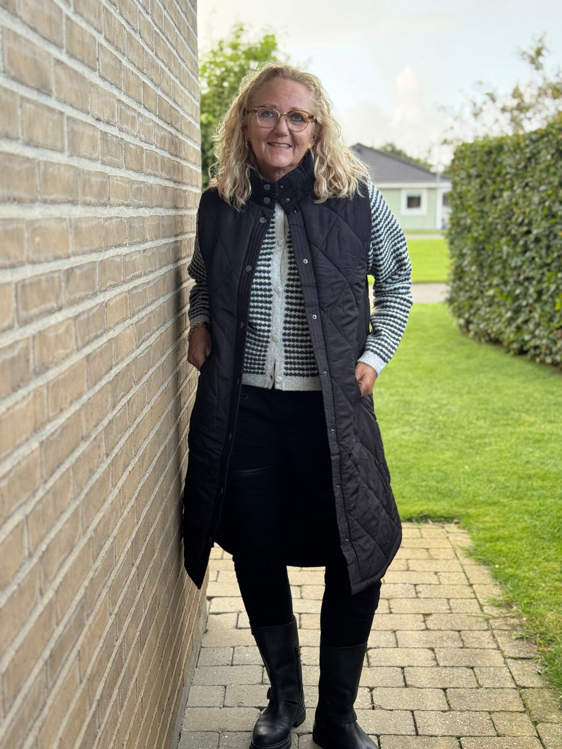 Kaffe Meria Quilted Waist Coat - Black