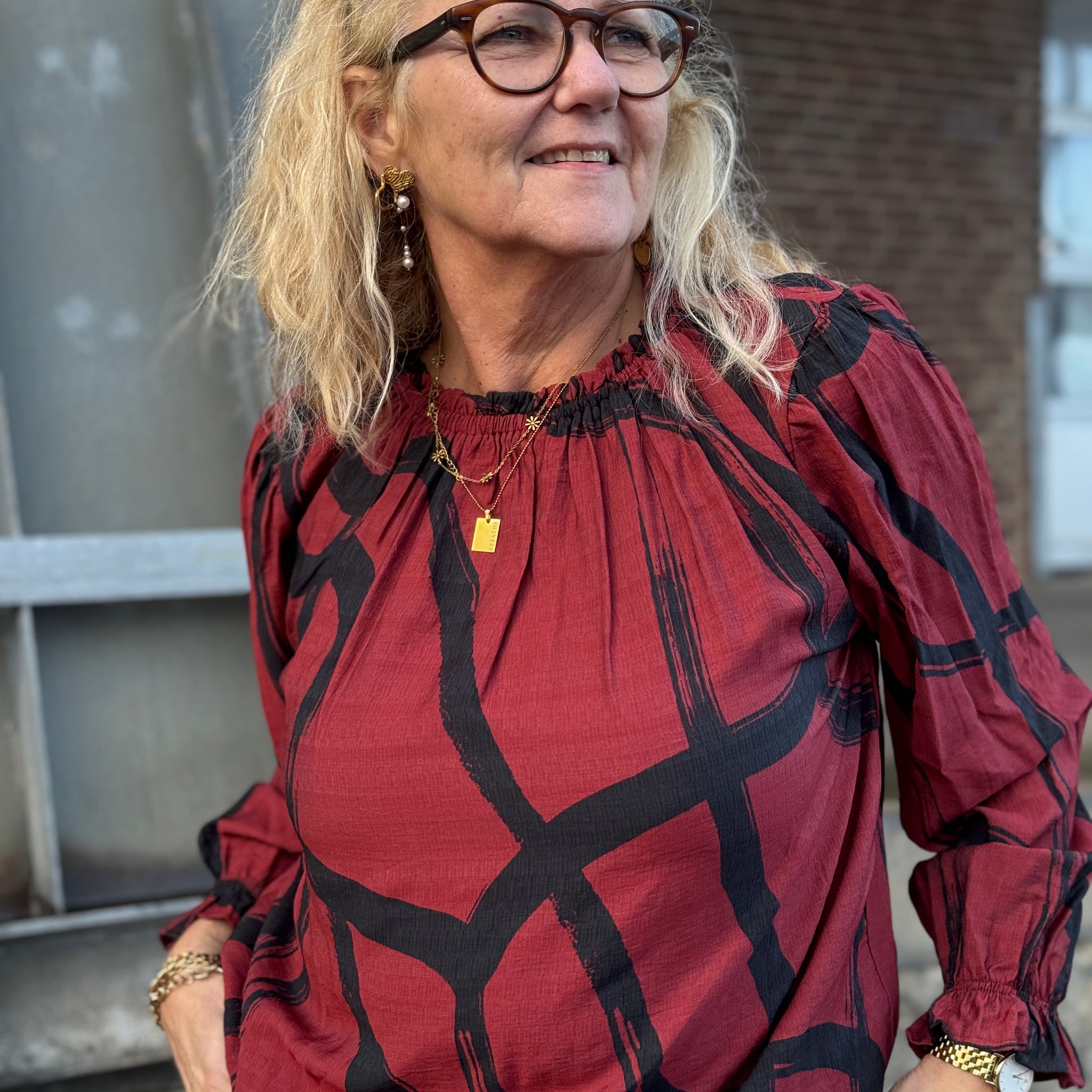 Isay Tanna Printed Blouse - Black on Red