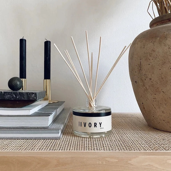 Humdakin Duftpinde - Ivory Fragrance Sticks - 250ML | Humdakin | Køb online hos Moster D – Hurtig levering