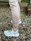 Isay Chino Pant - Potato | Isay | Køb online hos Moster D – Hurtig levering