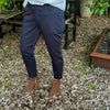 Isay Chino Pant - Navy | Isay | Køb online hos Moster D – Hurtig levering
