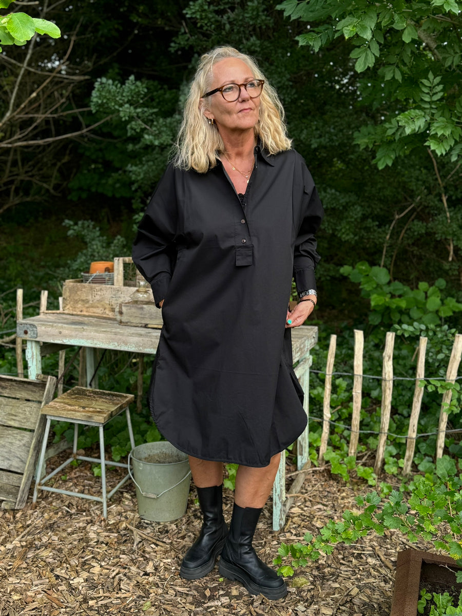Isay Sigga Dress - Black